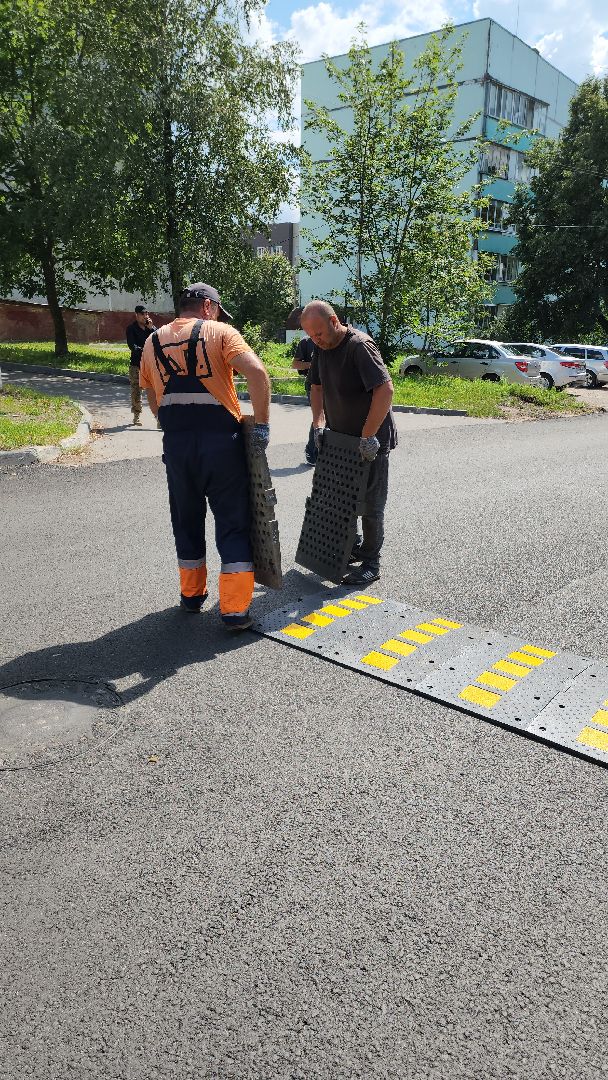 лежачий полицейский, руза, ремонт автомобильных дорог, ремонт дорог, ремонт дорог в рузе, рузский городской округ, московская область,