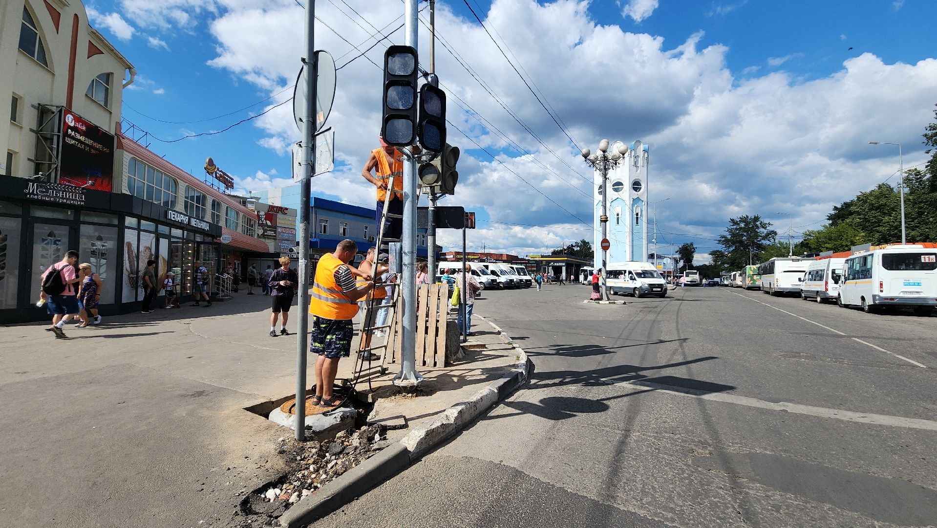 пушкино, светофор, площадь, дорожная инфраструктура,