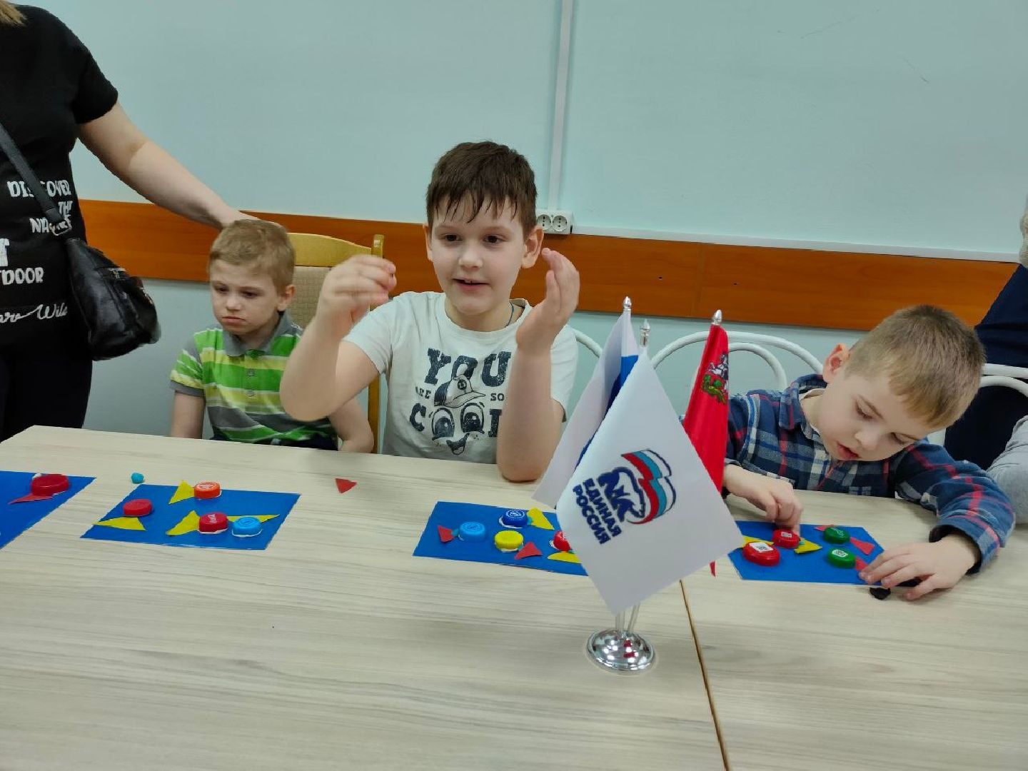 волонтеры, дети,