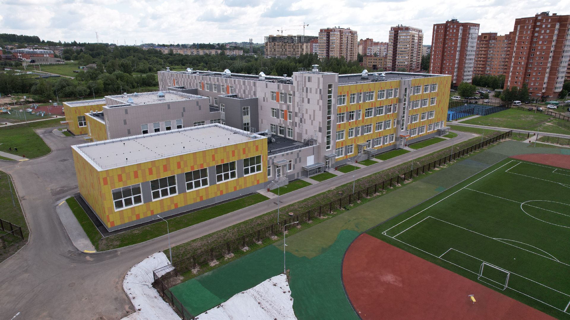 видео с коптера, школа, дмитров,