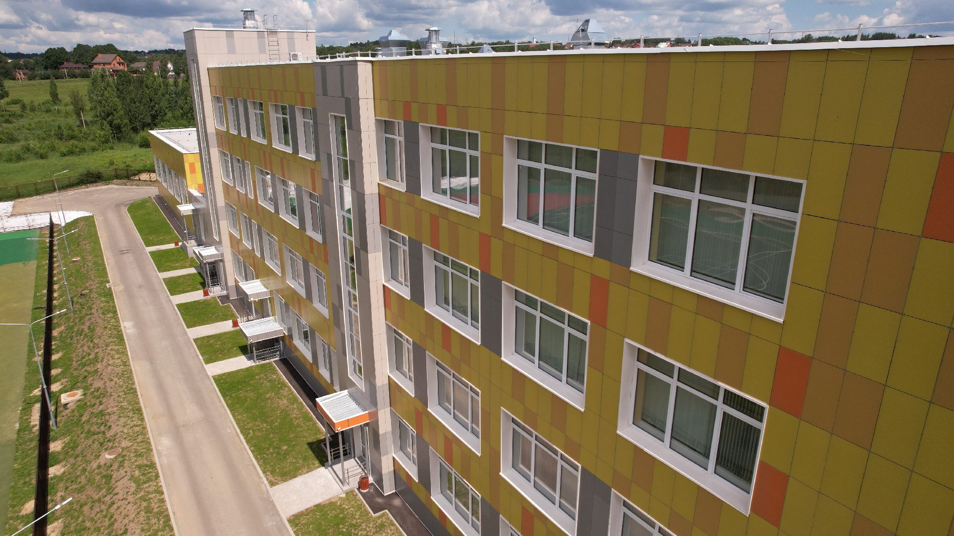 видео с коптера, школа, дмитров,