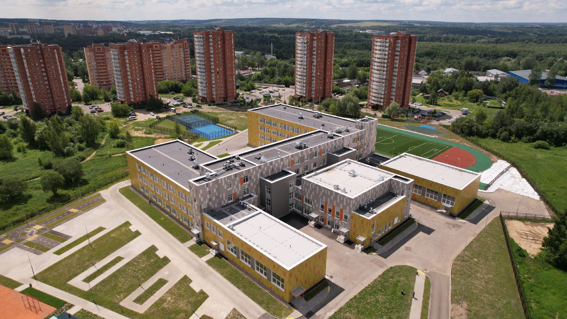 видео с коптера, школа, дмитров,