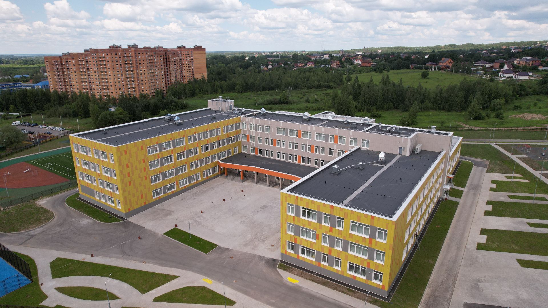 видео с коптера, школа, дмитров,