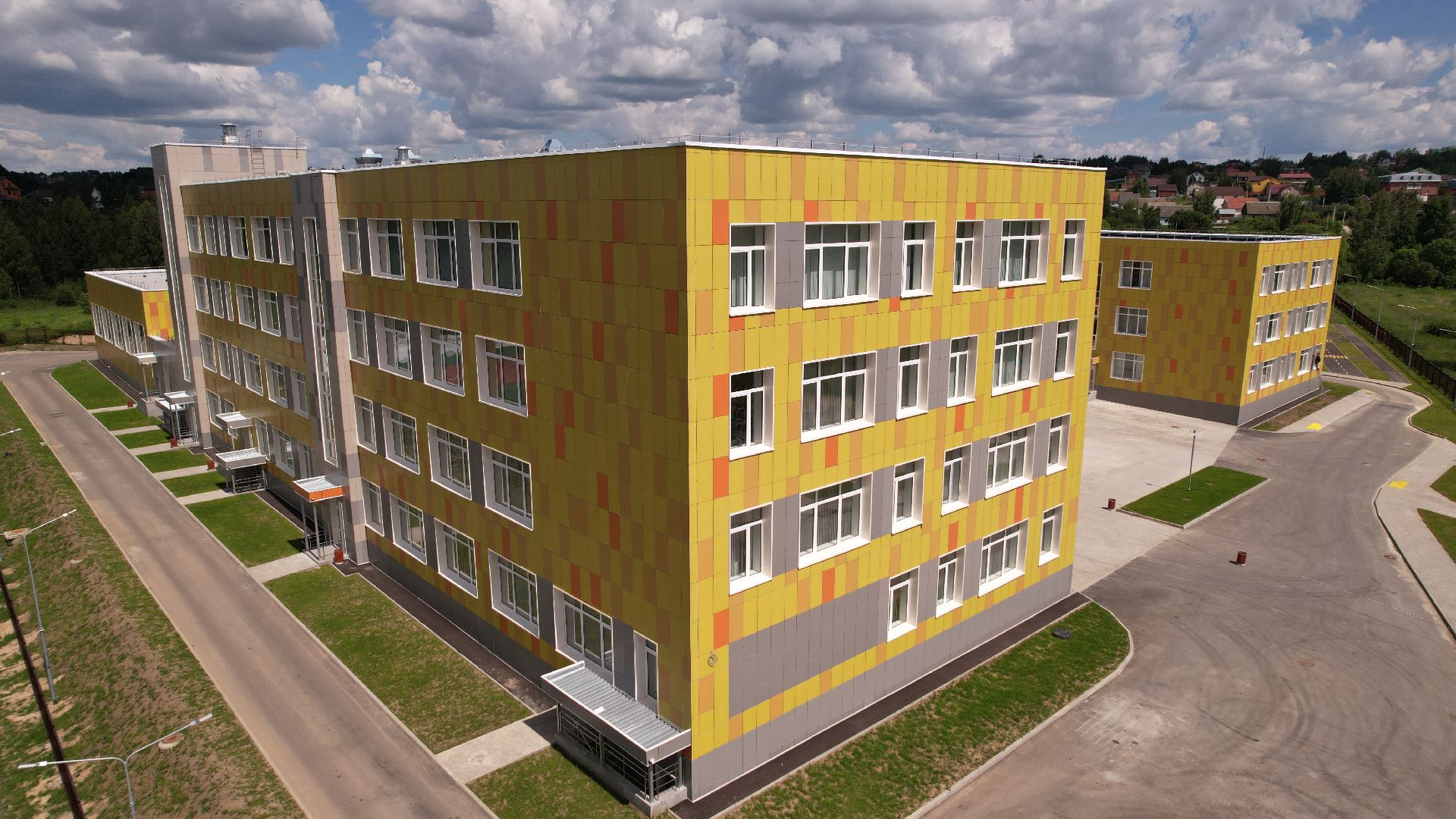 видео с коптера, школа, дмитров,