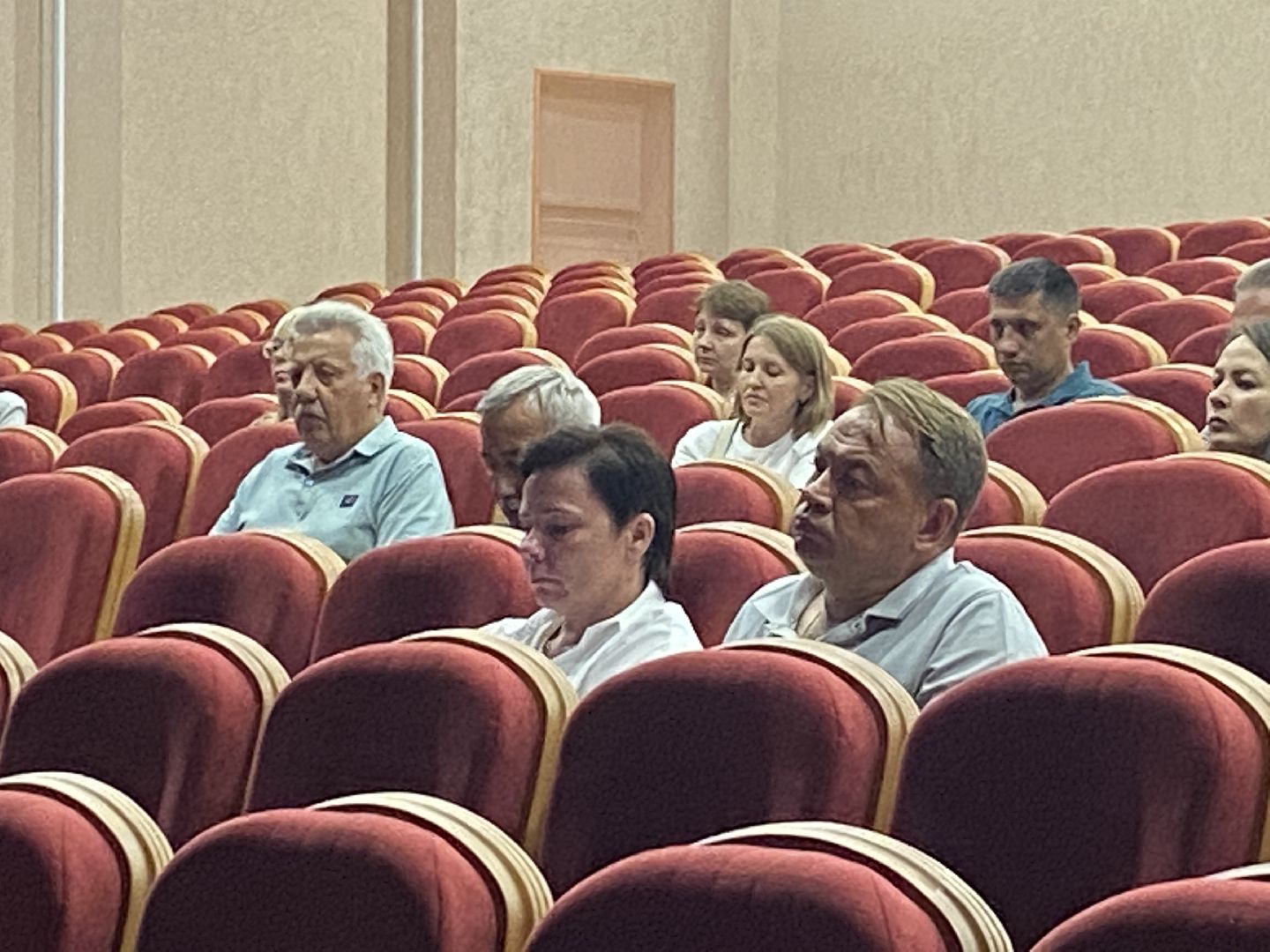 выездная администрация краснознаменск, обращения жителей, встреча администрации с жителями, вопросы от жителей краснознаменска, благоустройство и жкх,