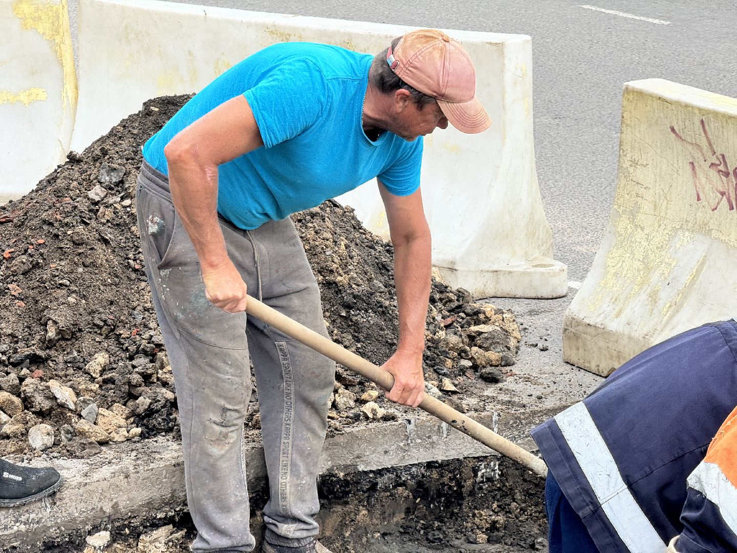 шаховская, ремонт, коммунальная служба, канализационные колодцы,