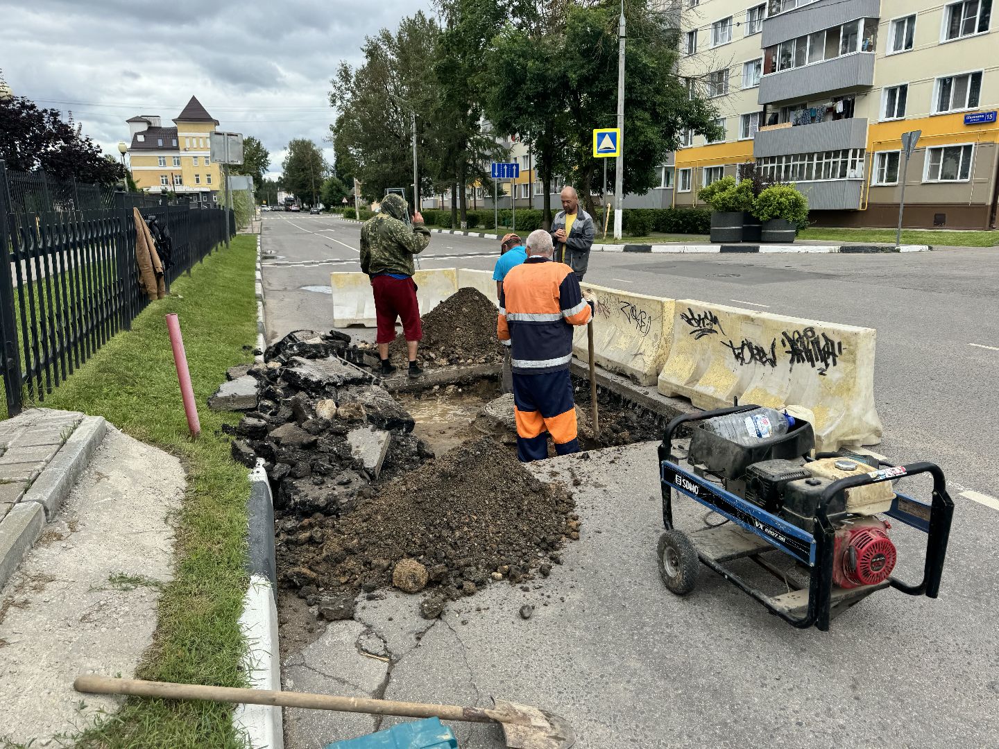шаховская, ремонт, коммунальная служба, канализационные колодцы,