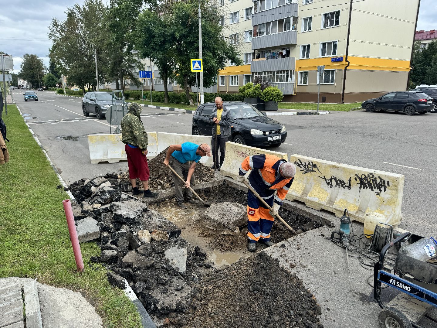 шаховская, ремонт, коммунальная служба, канализационные колодцы,