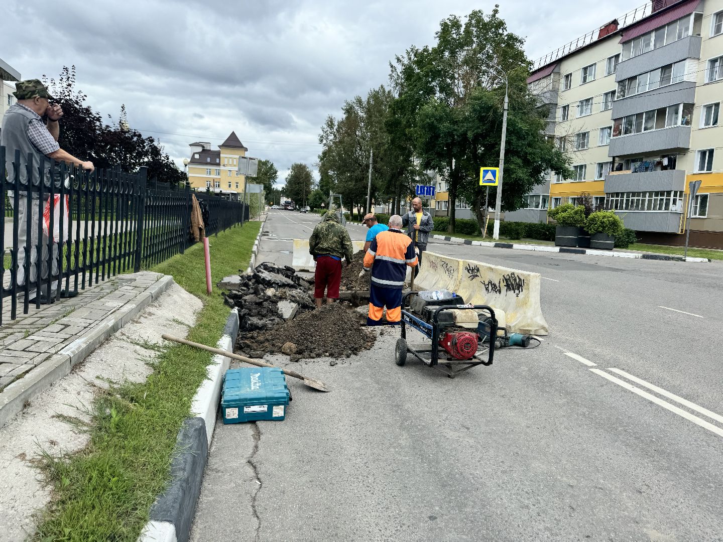 шаховская, ремонт, коммунальная служба, канализационные колодцы,