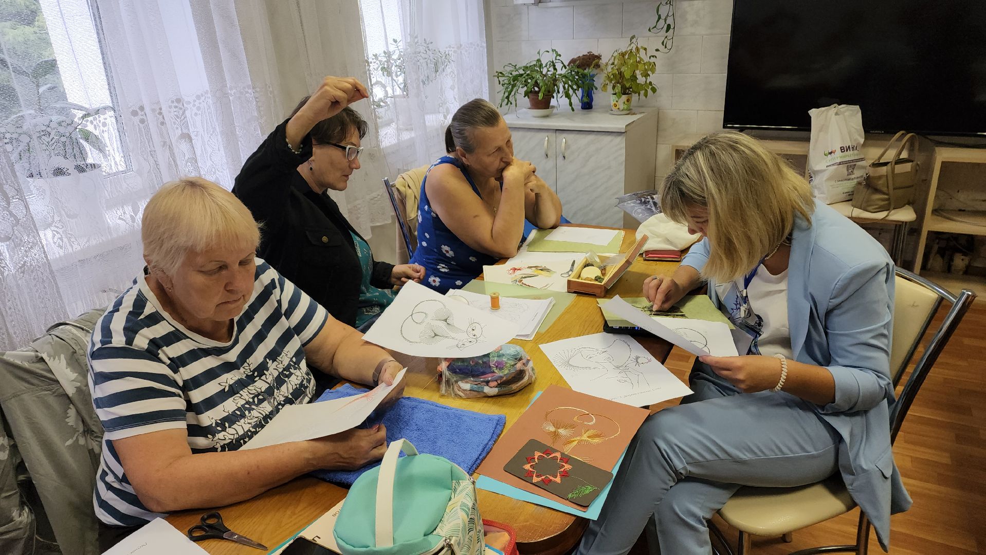 пушкино, активное долголетие, мастер-класс, вышивка, реабилитационный центр, социальная адаптация,