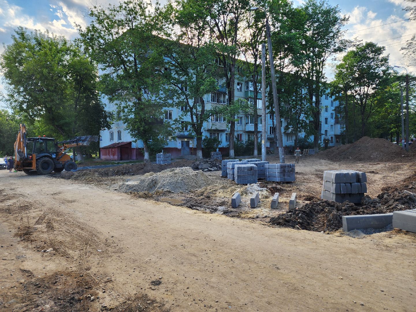 Чехов, микрорайон Венюково, улица Гагарина, комплексное благоустройство, двор, дворовая территория, формирование комфортной городской среды, проезды, тротуары, парковки,