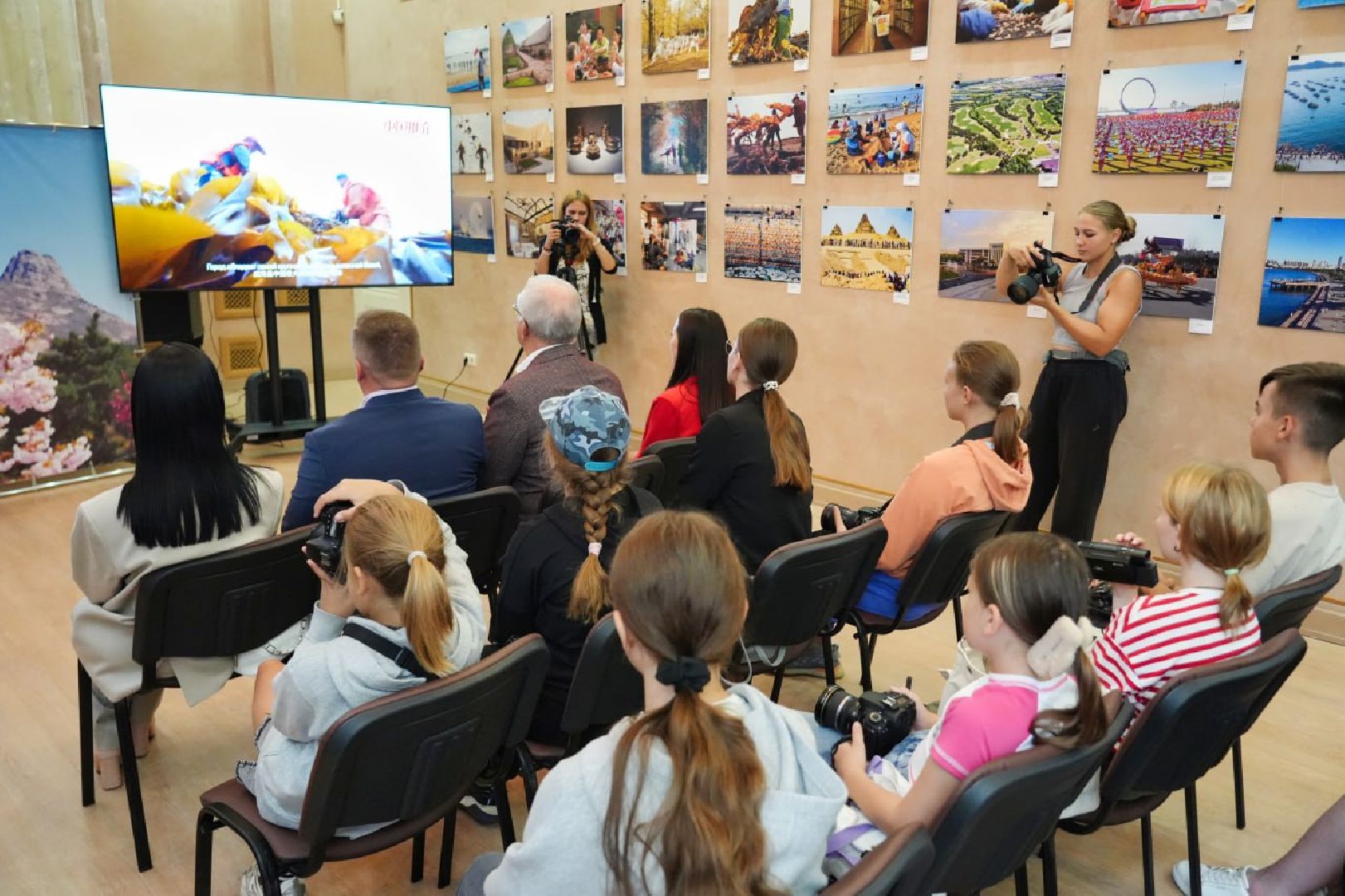 Культура, Выставка, Библиотека, Фотографии, Китай,