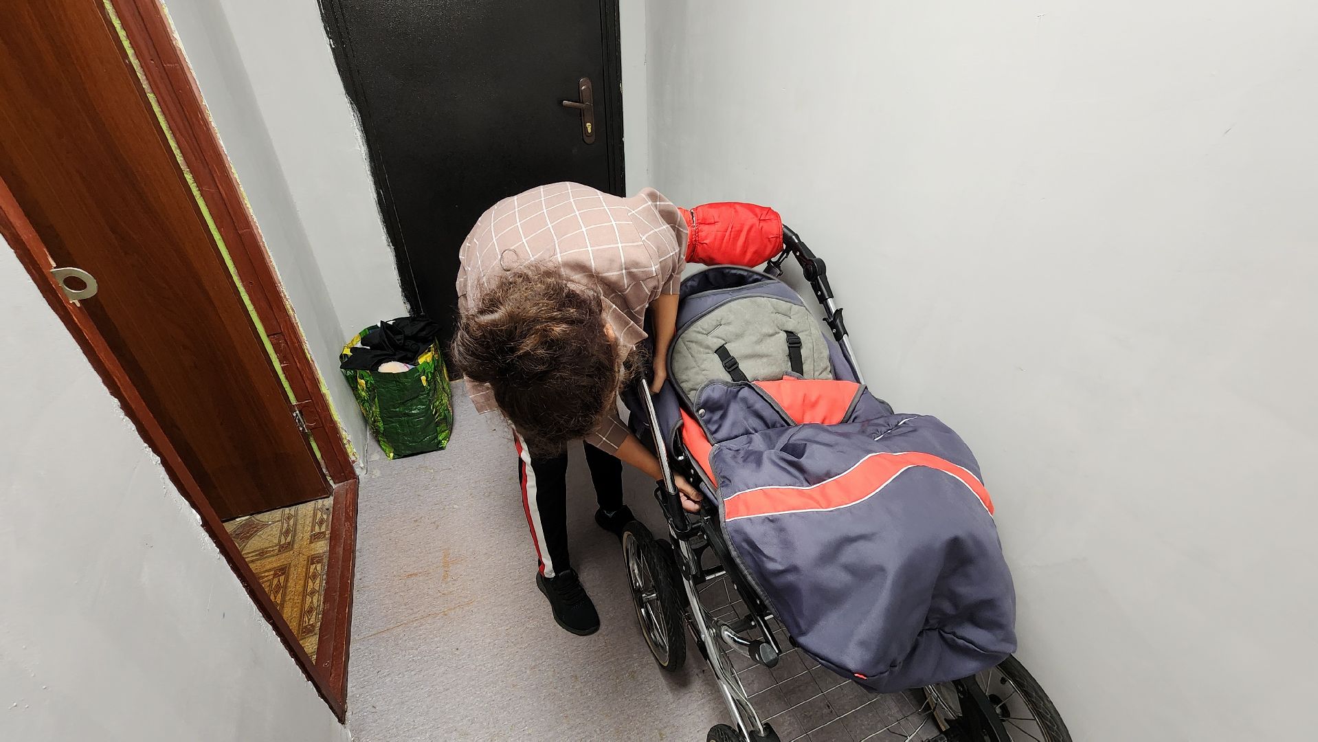 кашира, ожерелье, социальный склад, благотворительность, волонтеры, одежда, обувь,