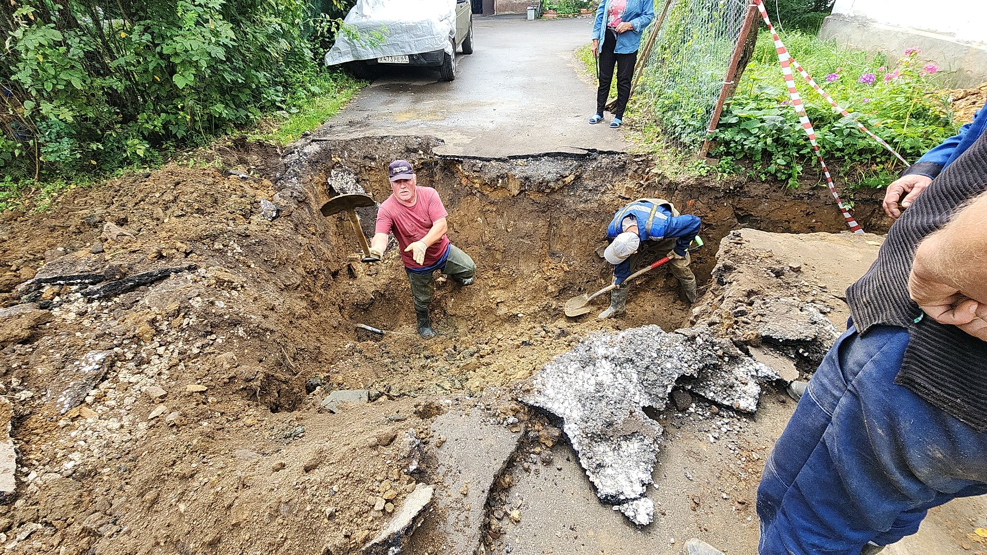 жкх, электросталь, ремонт, ремонт водопровода, ремонт сетей, коммунальная авария, коммунальщики,