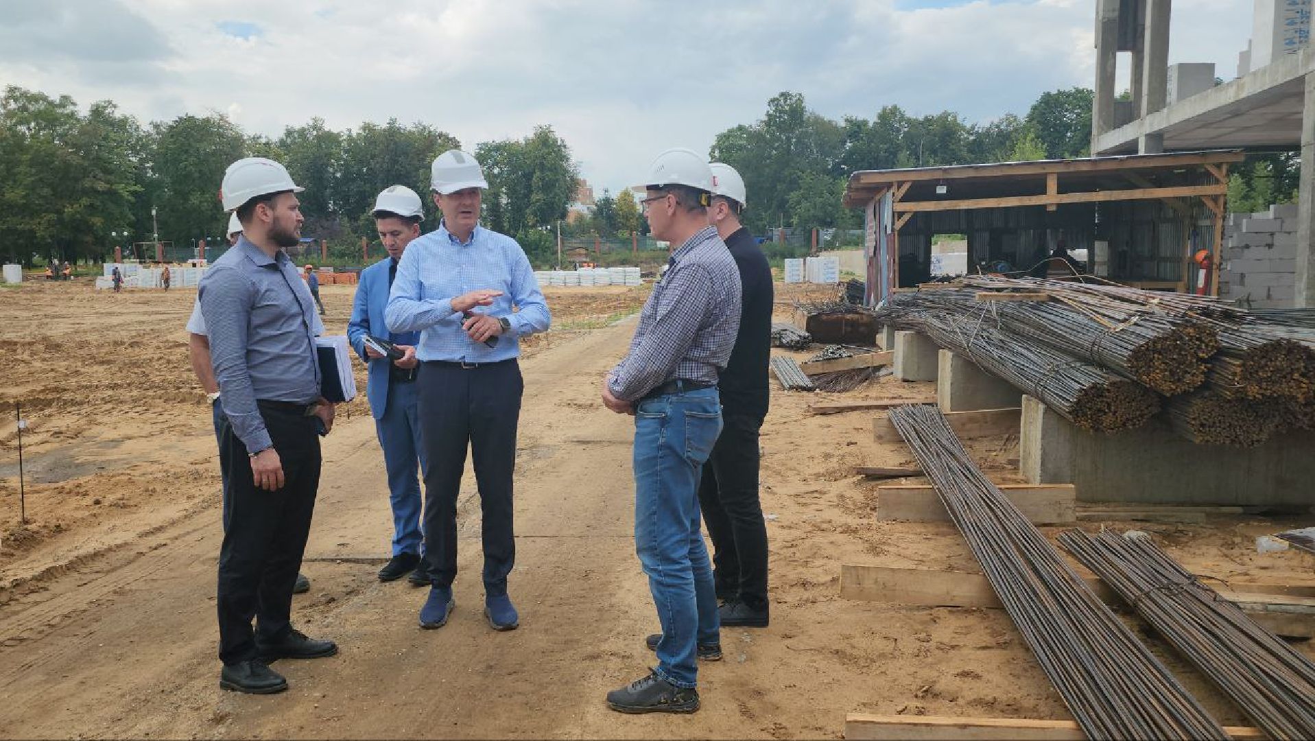 люберцы, глава городского округа люберцы владимир волков, стадион торпедо, строительство,