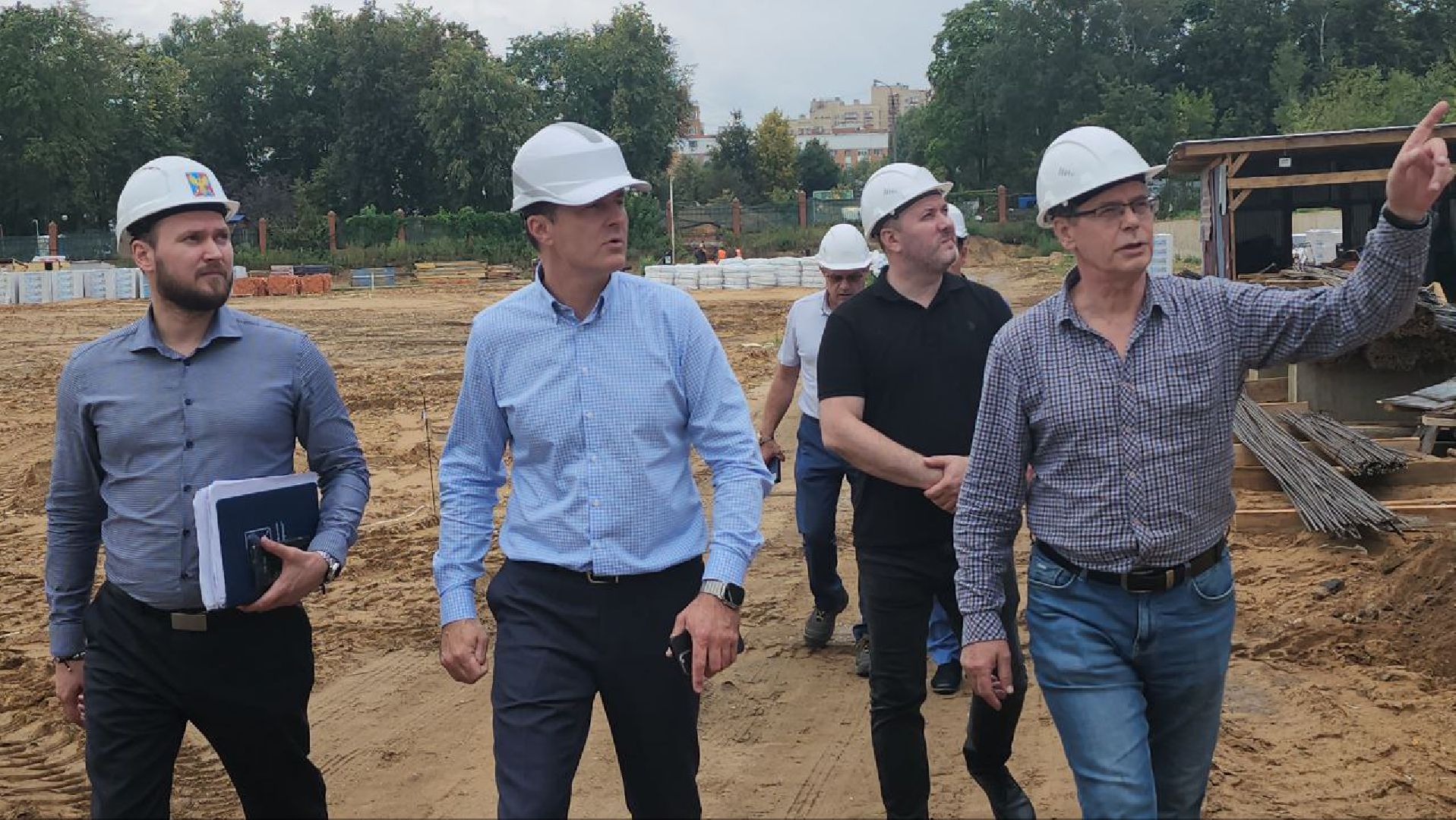 люберцы, глава городского округа люберцы владимир волков, стадион торпедо, строительство,