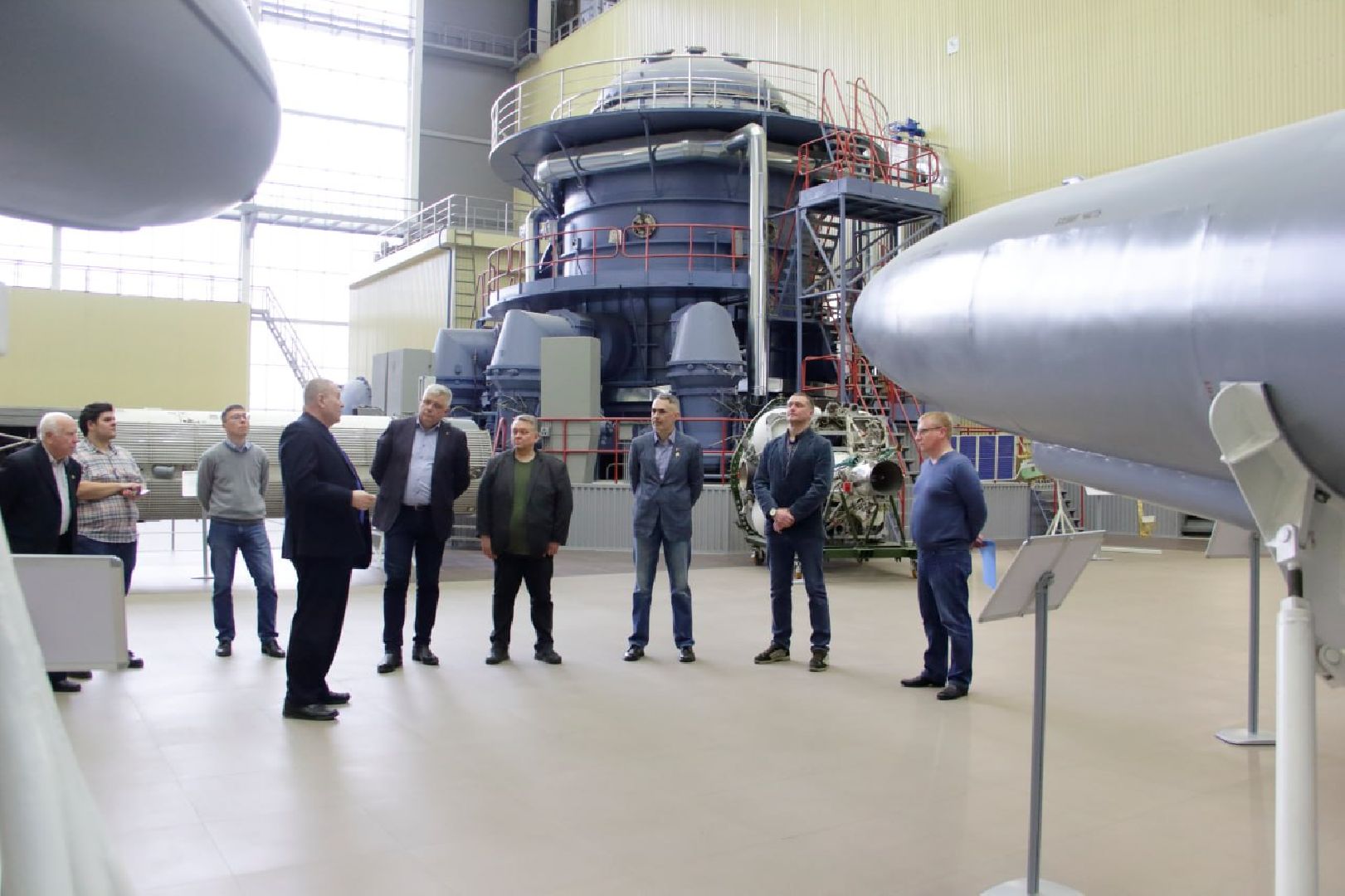 Балашиха, Подмосковье, День космонавтики, летчик-космонавт, Герой России, колледжи, депутаты