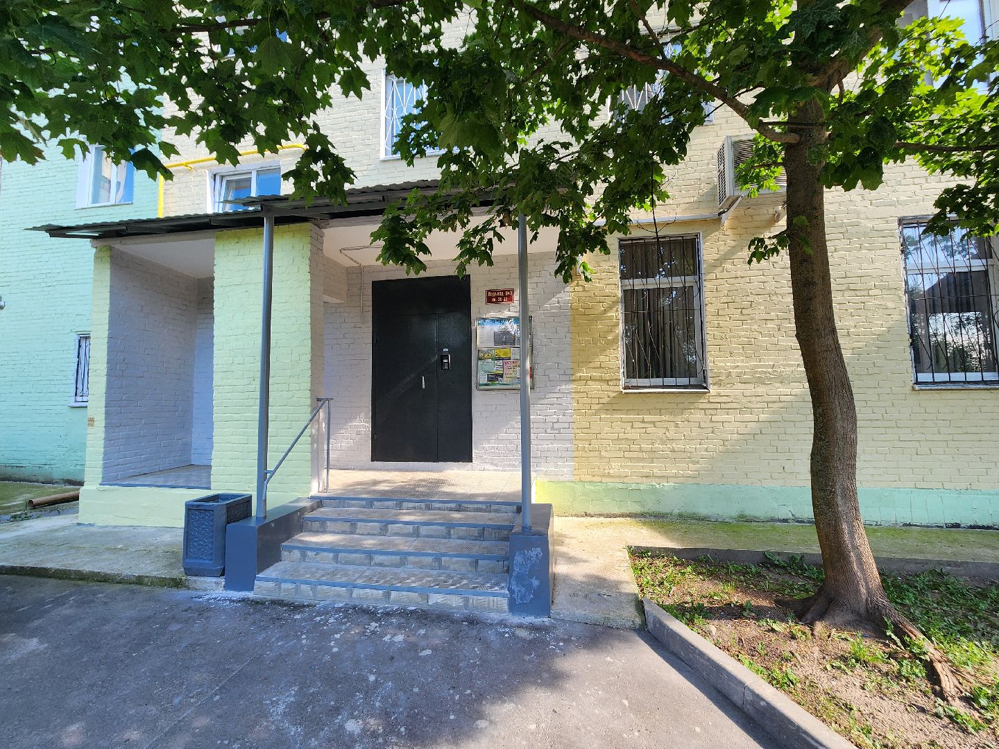 серпухов, ремонт подъездов, депутат мособлдумы, софинансирование,поселок большевик,