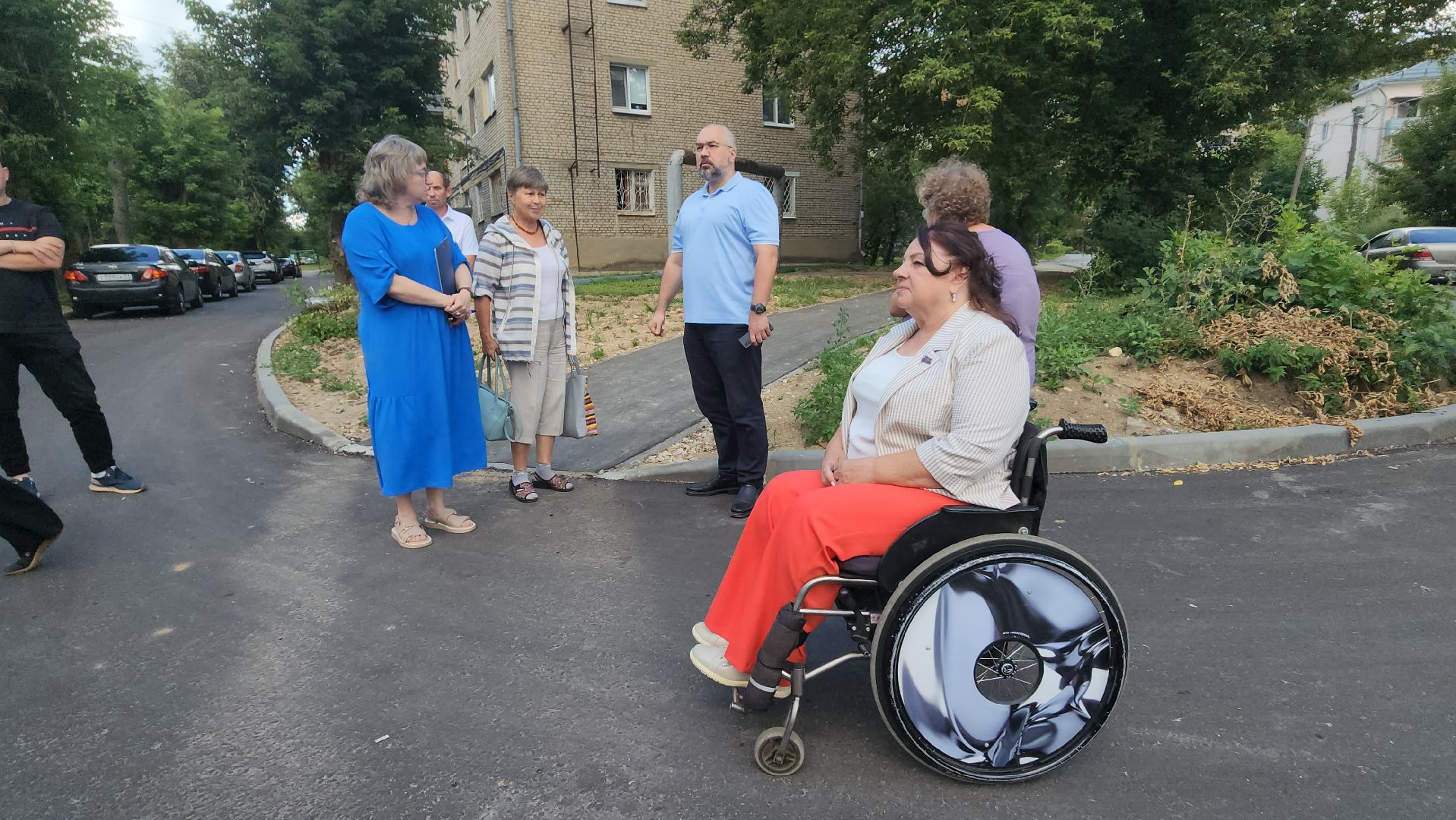 серпухов, ремонт подъездов, депутат мособлдумы, софинансирование,поселок большевик,