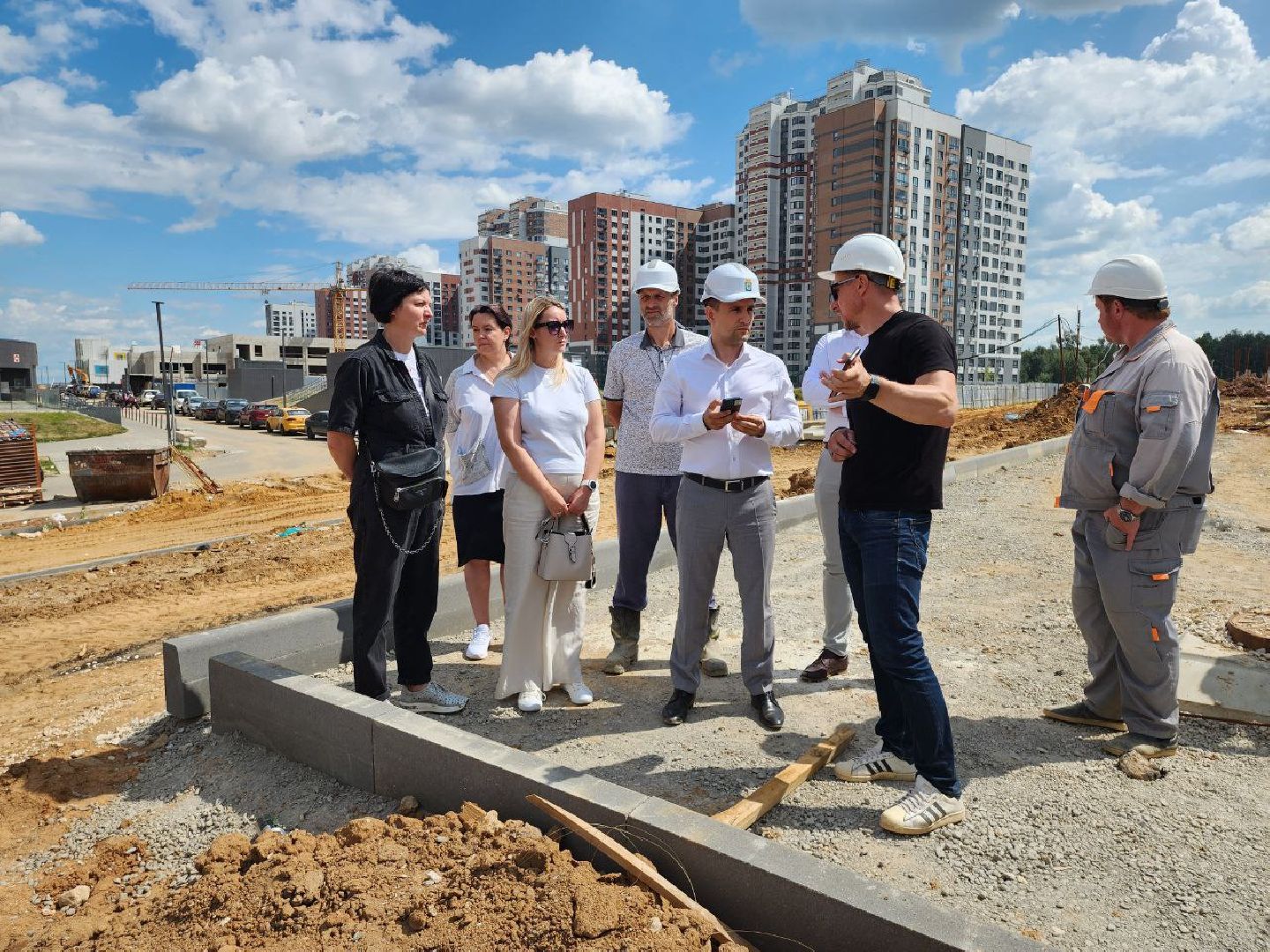 школа на 1550 мест в ЖК Южная Битца, новая школа, Ленинский округ, поселок Битца, школа в Южной Битце,строительство соцобъектов,