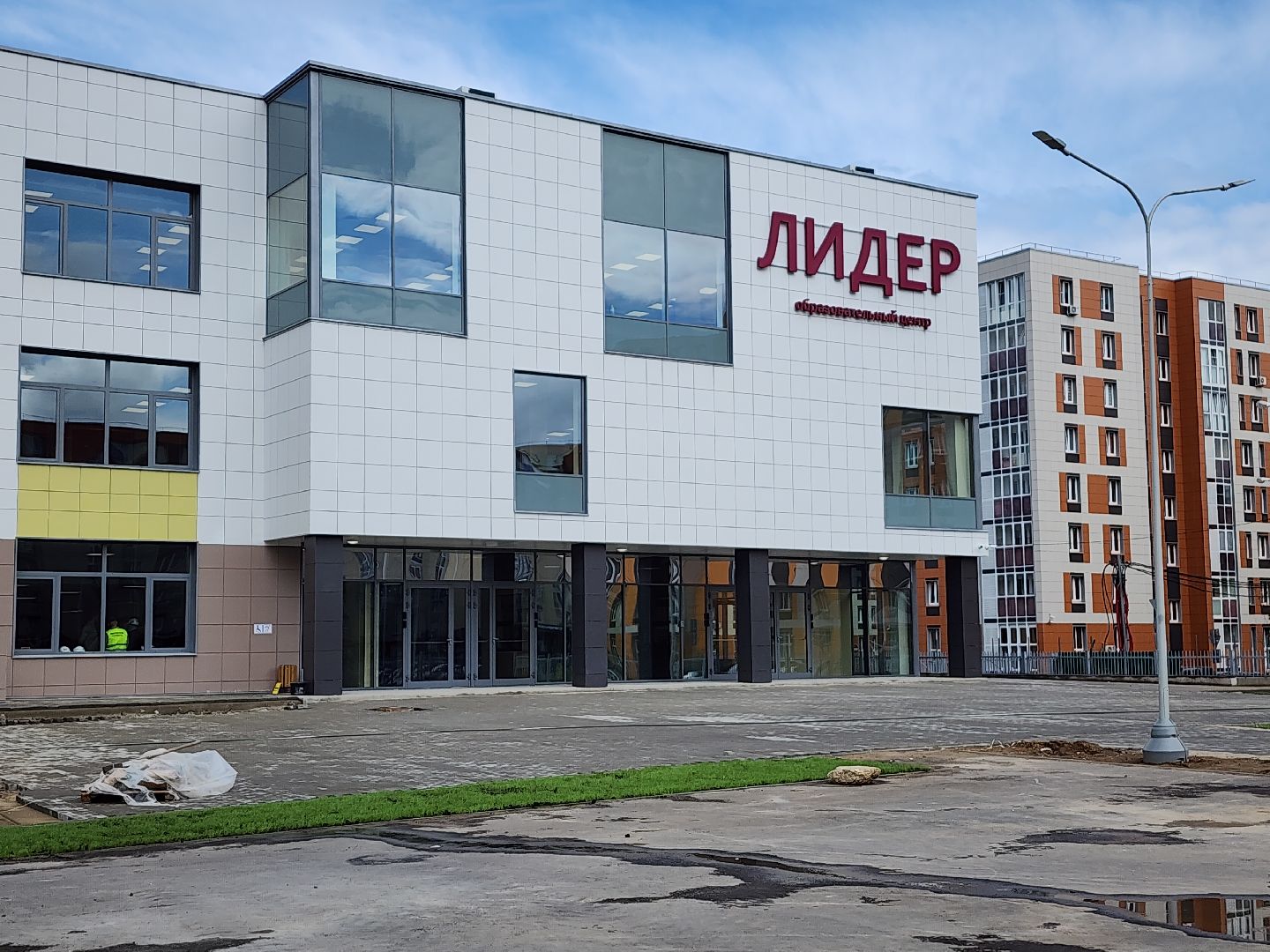 красногорск, нахабино, строительство школы, лидер,