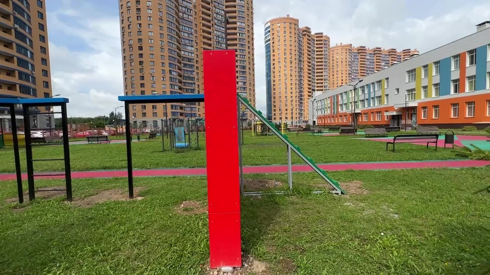 Реутов, полоса препятствий, спорт, военная подготовка, лестница, разрушенный мост, патриотизм,