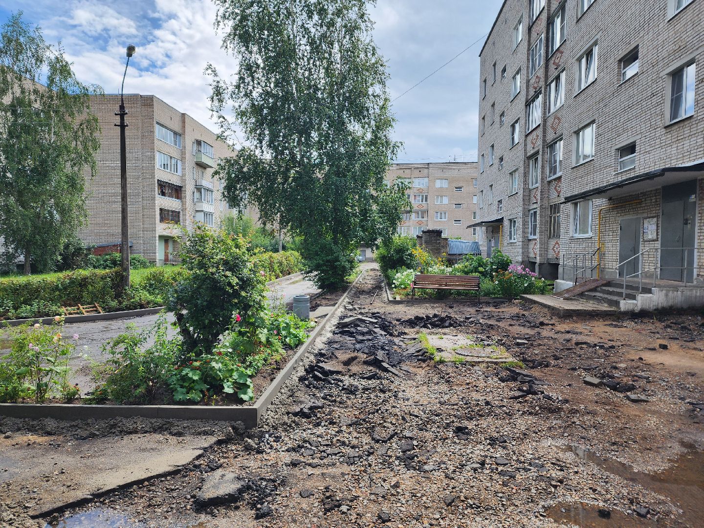 красноармейск, городской округ пушкинский, благоустройство дворов, замена асфальта во дворе,