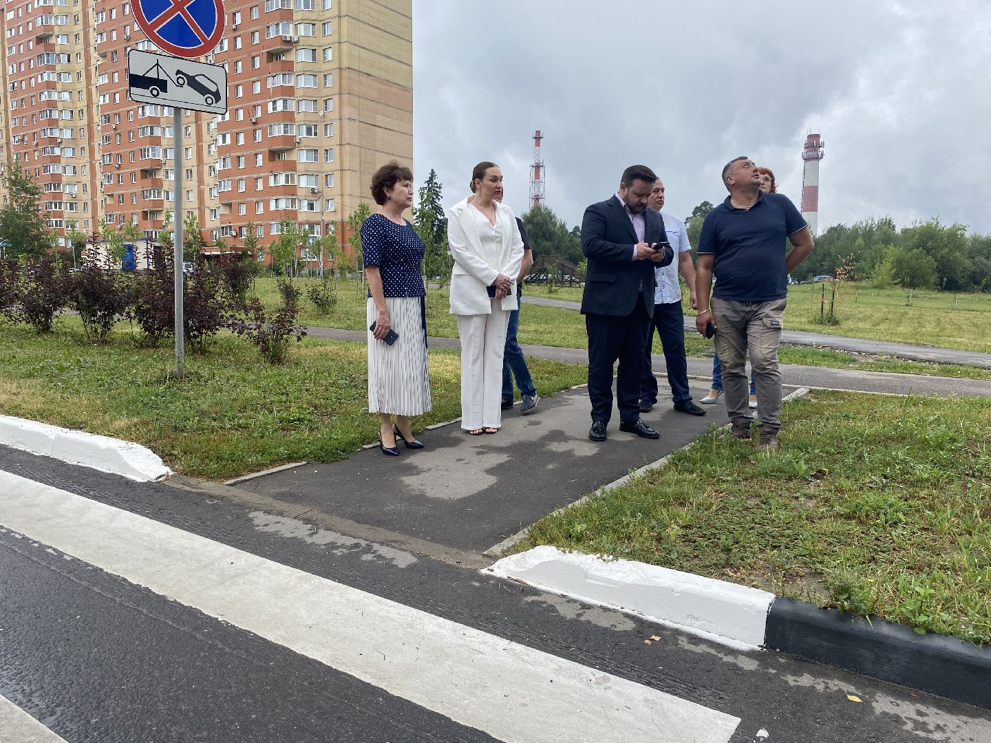 умный переход, проекционный прожектор, безопасность на дорогах, власиха БДД, Власиха Школьный,