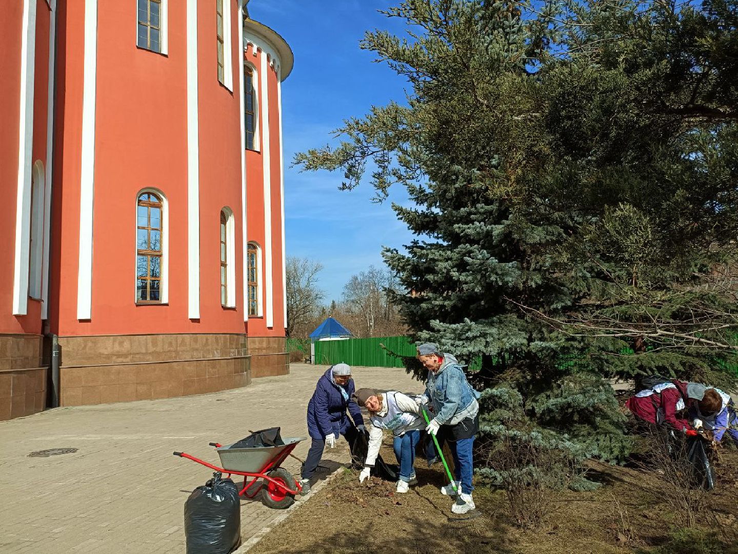 Одинцово, Пасха, Георгиевский собор, Волонтёры, Активное долголетие, Единая Россия