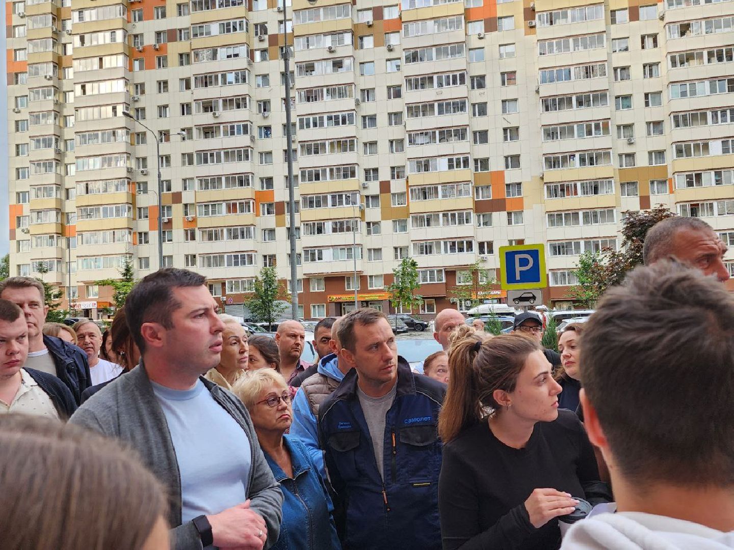 ремонт фасада, ремонт фасада дома, зеленые аллеи 17, выездная администрация, ленинский округ,демонтаж фасадных панелей,