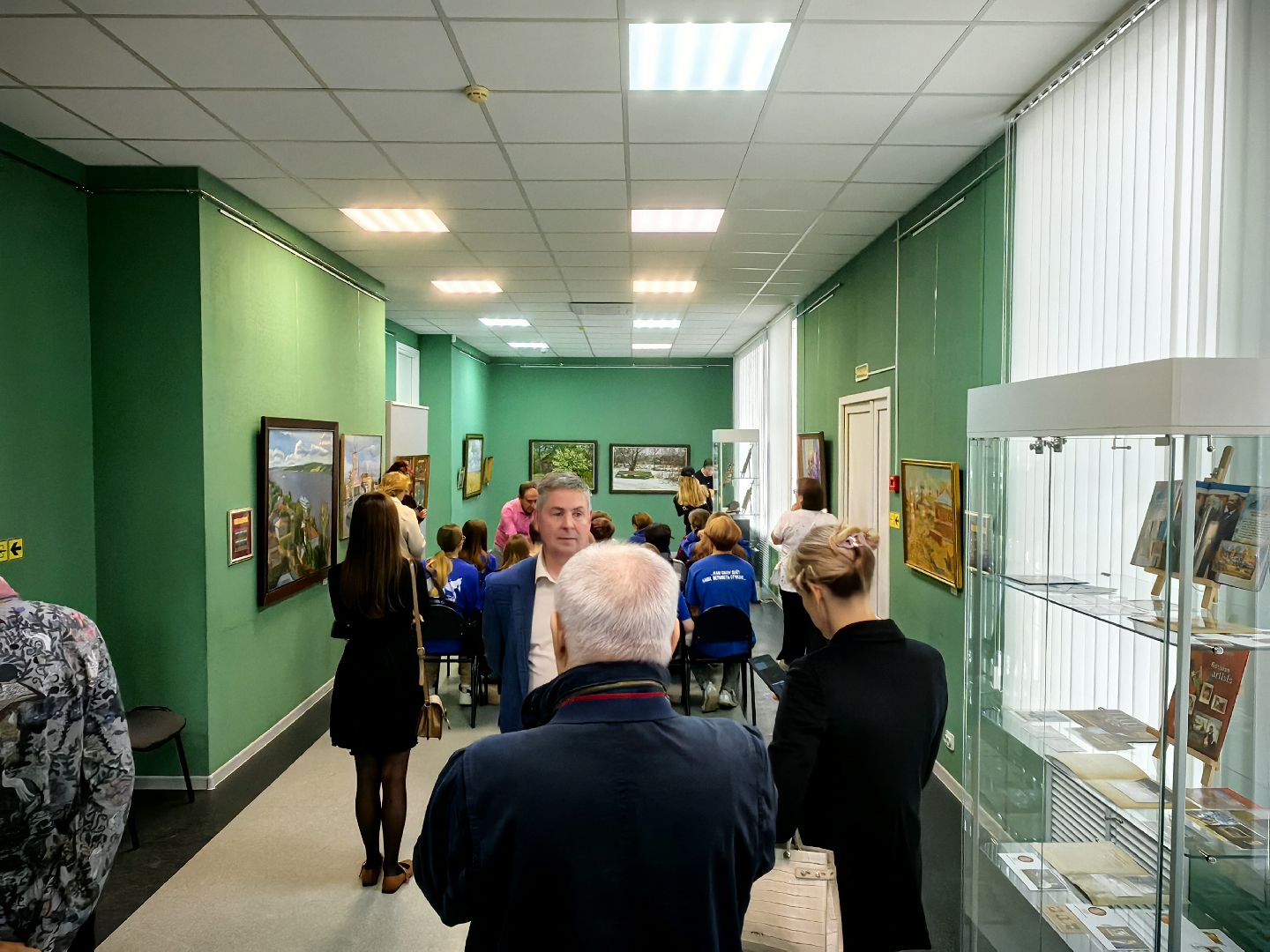 галерея, картины, марки, музей, выставка, союз художников, щёлково,