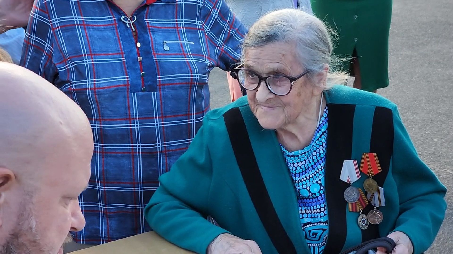 Чехов, село Новый Быт, выездная администрация, встреча с жителями, ветеран труда, льготные лекарства, медицинские услуги, новая больница, глава округа михаил собакин,