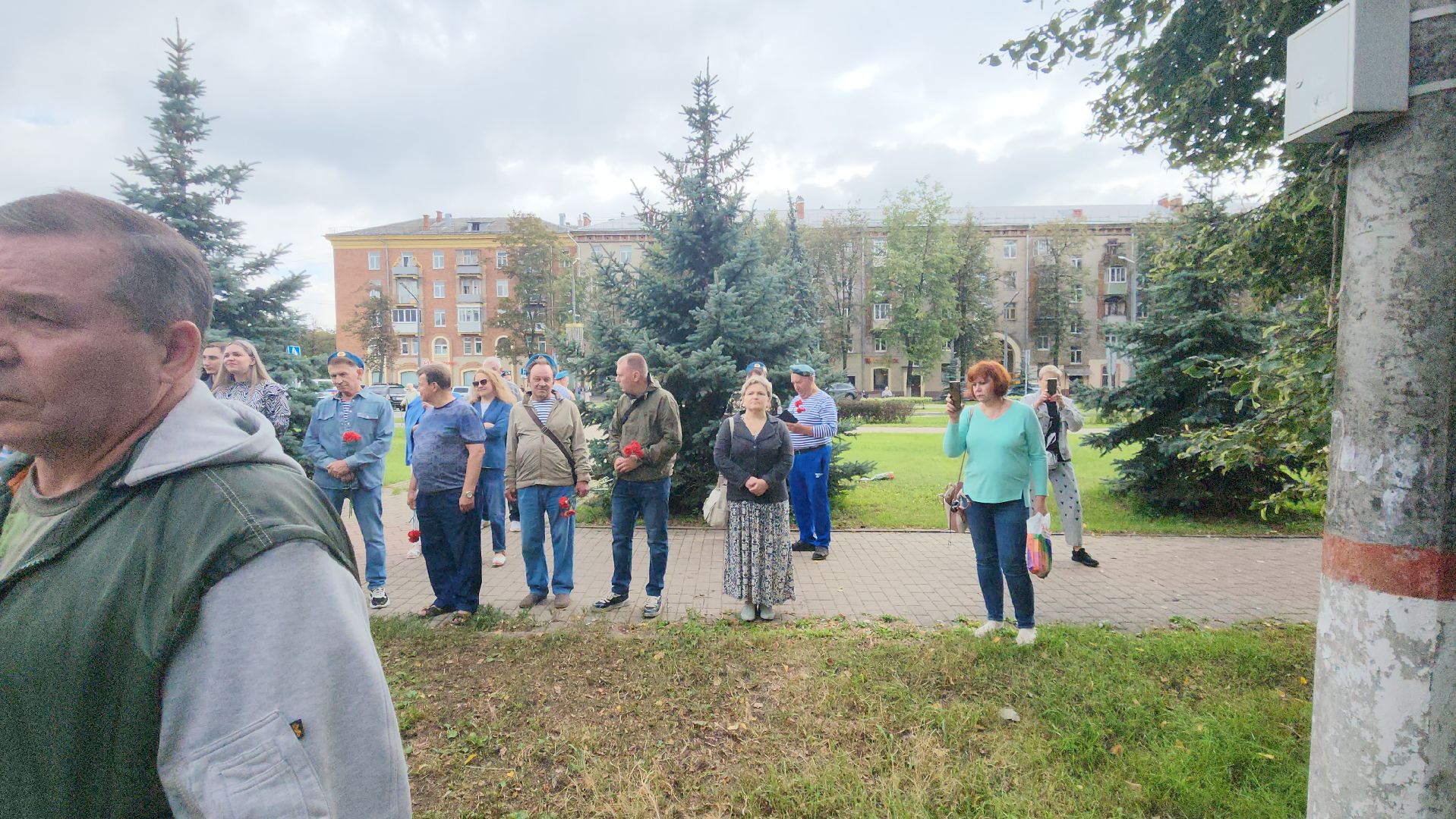 Союз десантников, День ВДВ, митинг, торжественный митинг, Юрий Прохоров, Константин Гордеев, Афган-Чечня-Россия, мемориал, ул фрунзе,