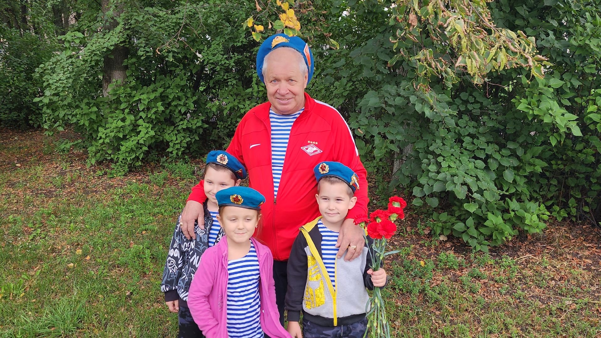 Союз десантников, День ВДВ, митинг, торжественный митинг, Юрий Прохоров, Константин Гордеев, Афган-Чечня-Россия, мемориал, ул фрунзе,