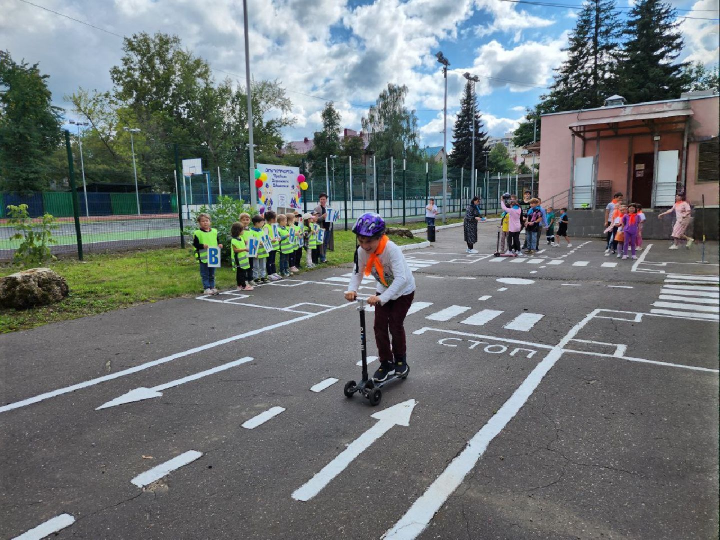 гаи, гаи умвд по ленинскому округу, урок безопасности, безопасность на дорогах, ленинский округ, дети на дорогах,