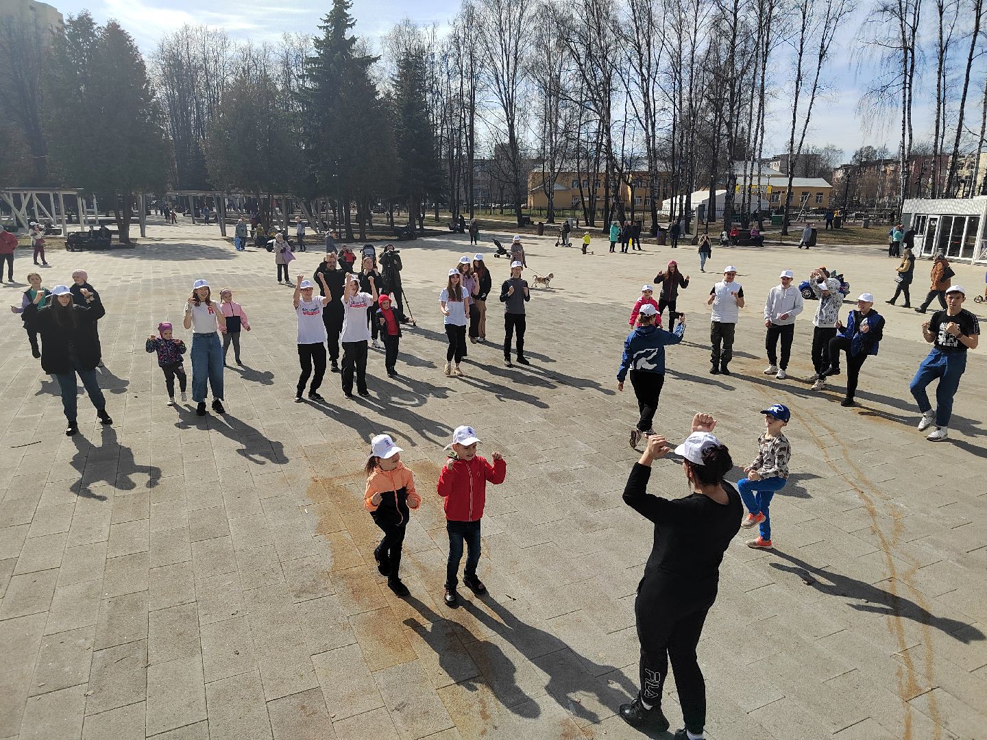 Пушкино, Пушкинский округ, спорт, акция, Единая Россия, Молодая гвардия, МГЕР, МГЕРМО, волонтеры, молодежь, весна в Подмосковье