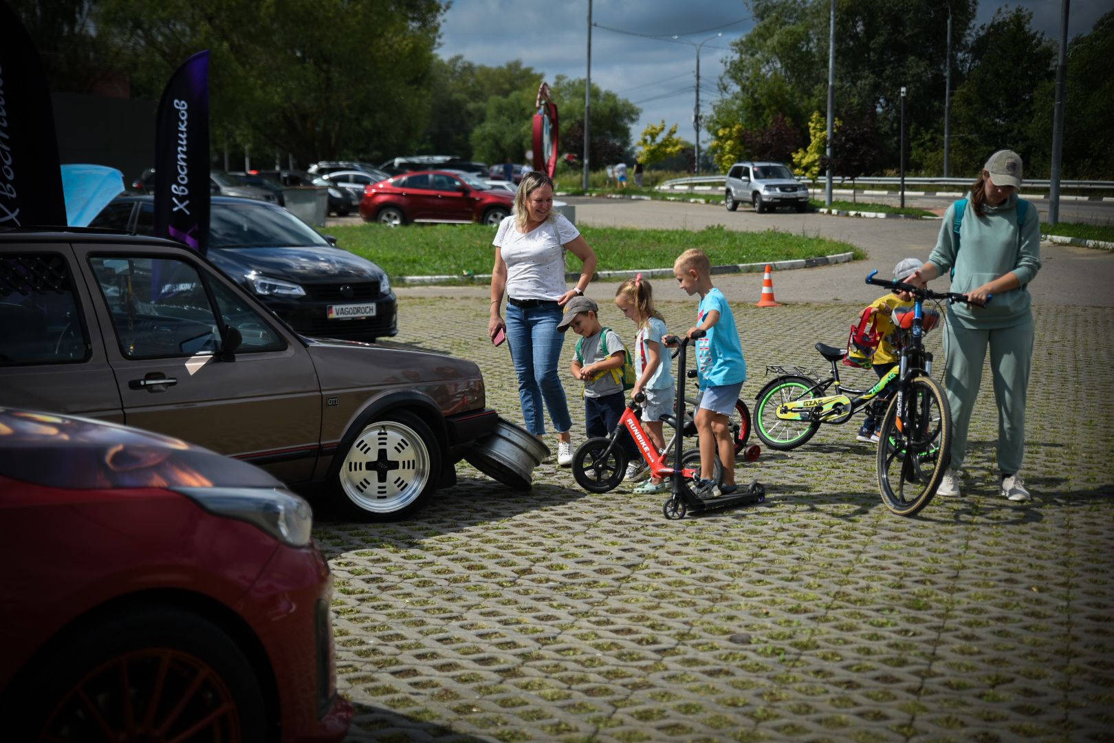 Бронницы, Автовыставка, Автокультура, Автомобилисты Подмосковья и регионов, Выставка уникальных автомобилей,