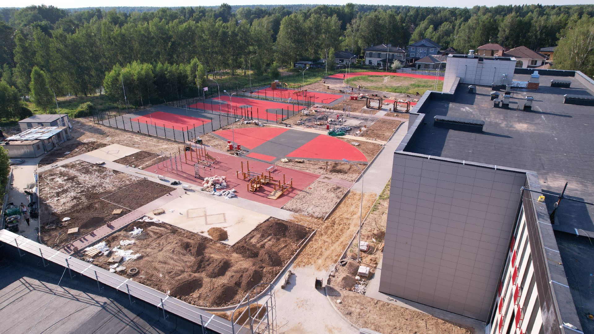 видео с коптера, лицей, школа,