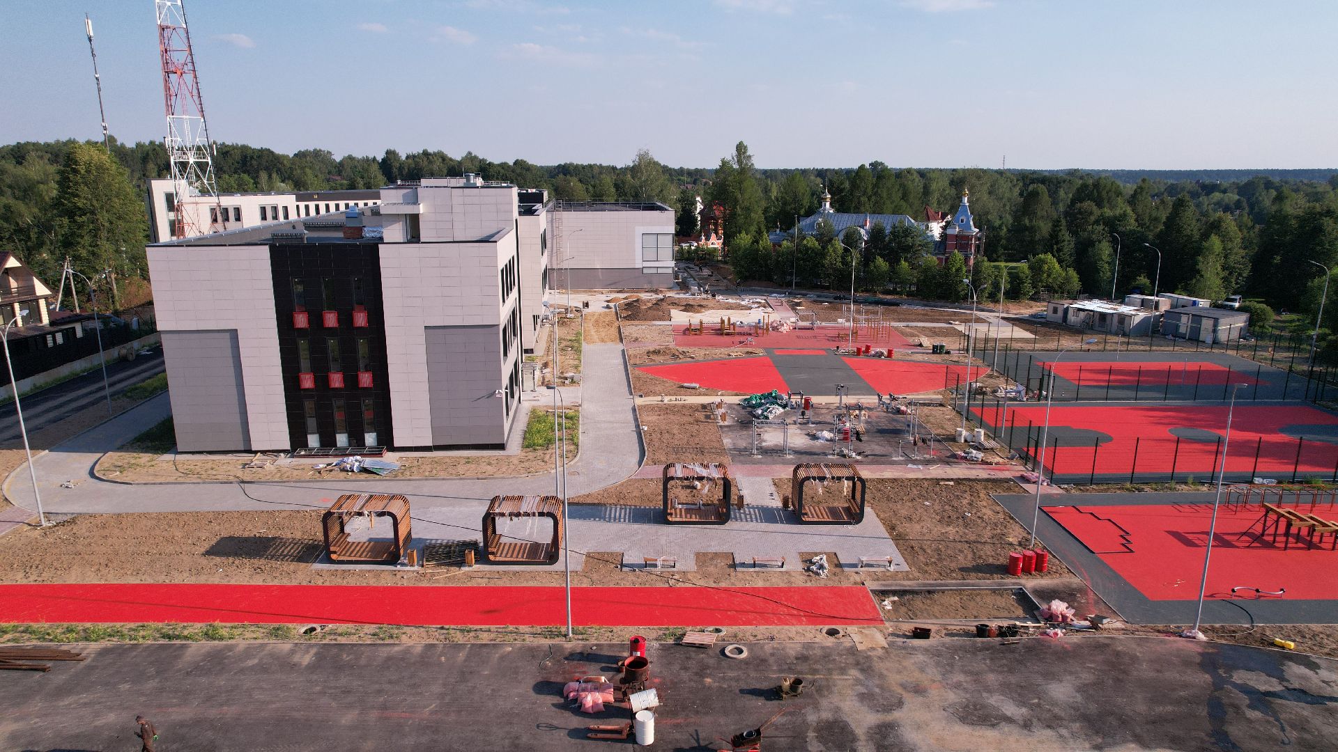 видео с коптера, лицей, школа,