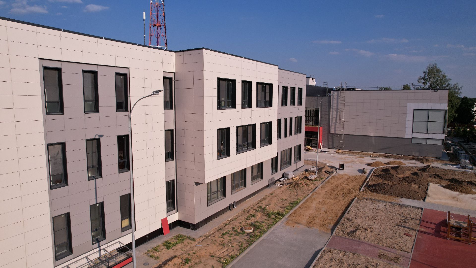 видео с коптера, лицей, школа,