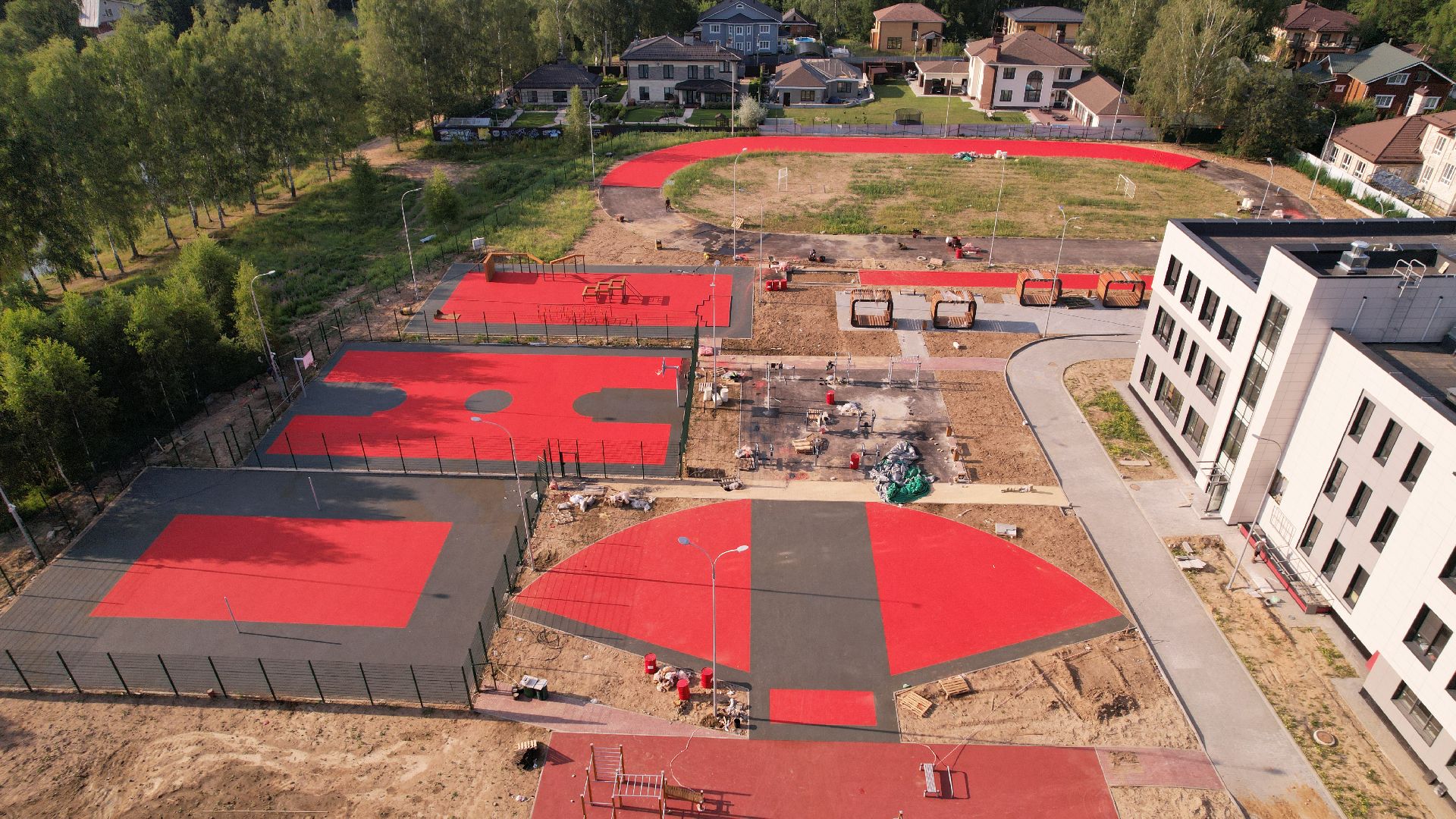 видео с коптера, лицей, школа,