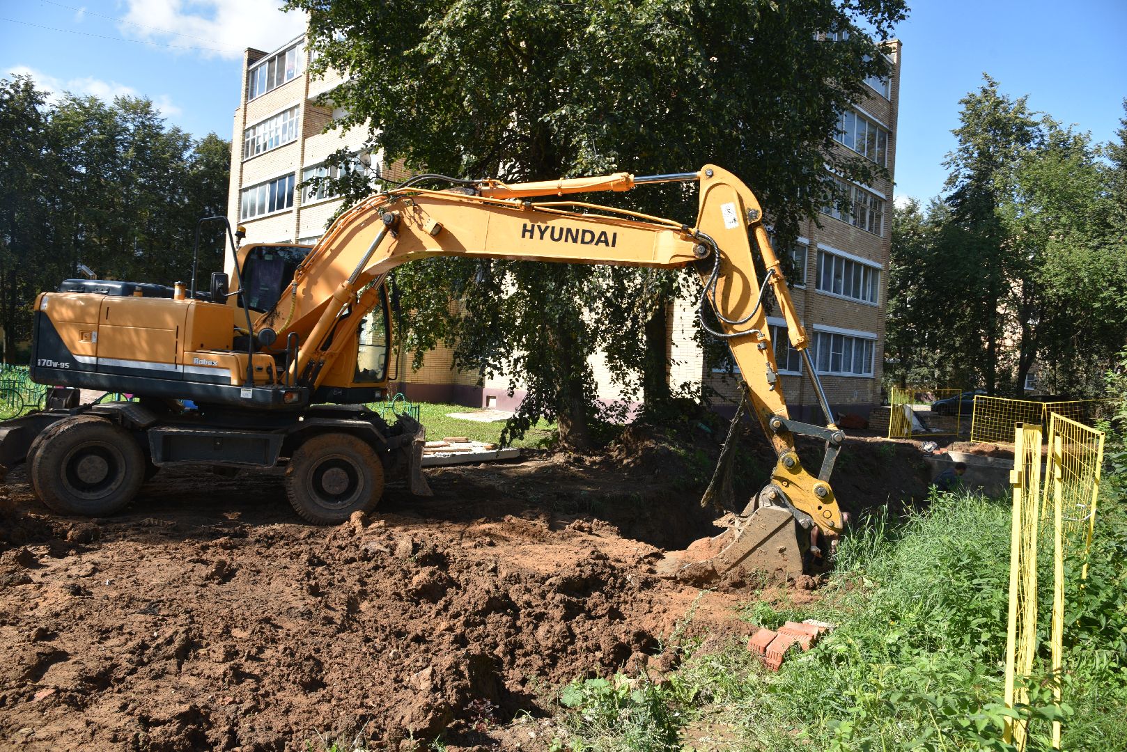 лотошино, благоустройство, замена теплосетей, замена теплотрассы, жкх, жкх и благоустройство, подготовка к зимнему сезону,