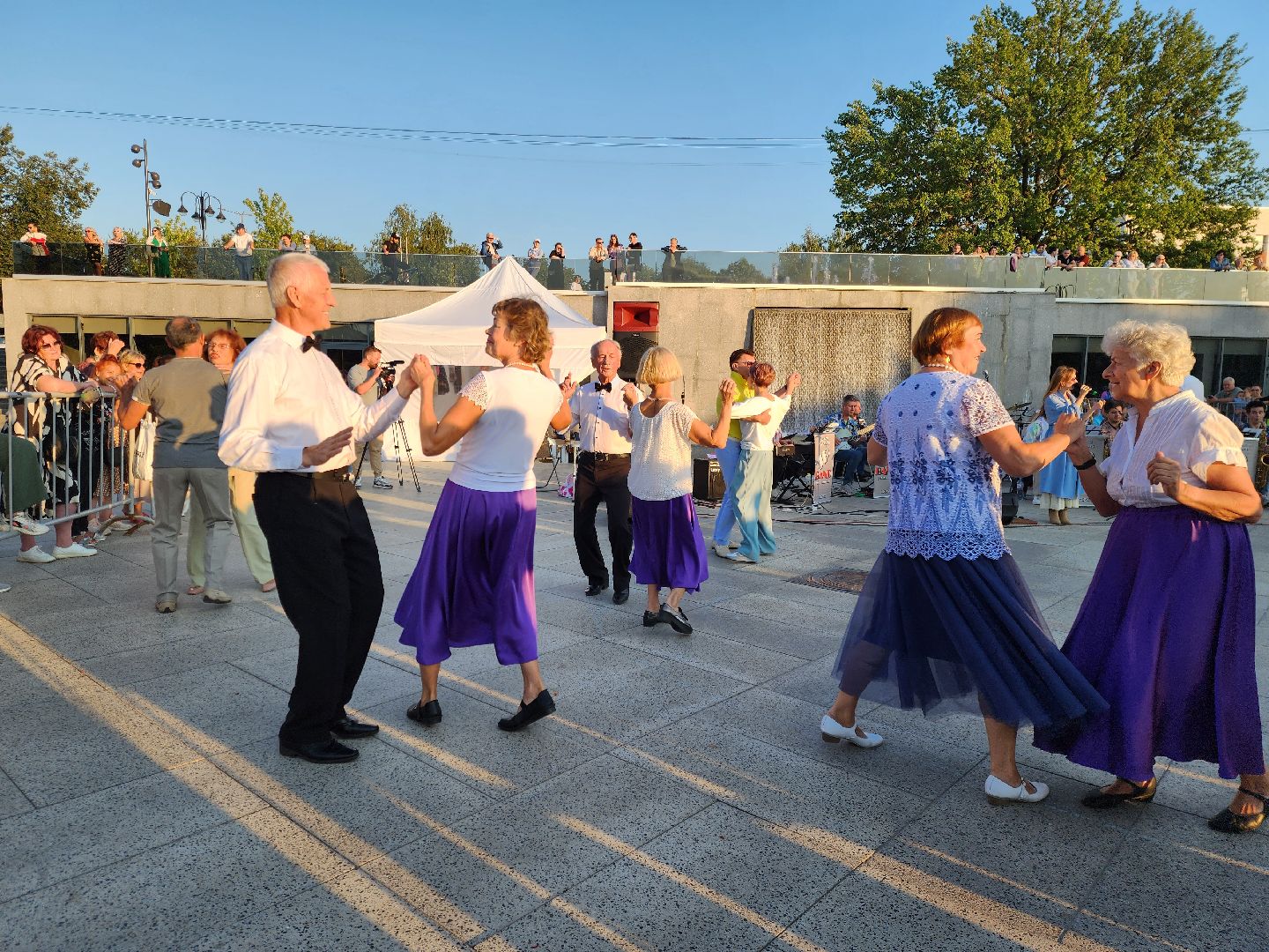 ногинск, общество, жители, праздник, активное долголетие, танцы, оркестр, богородский городской округ,