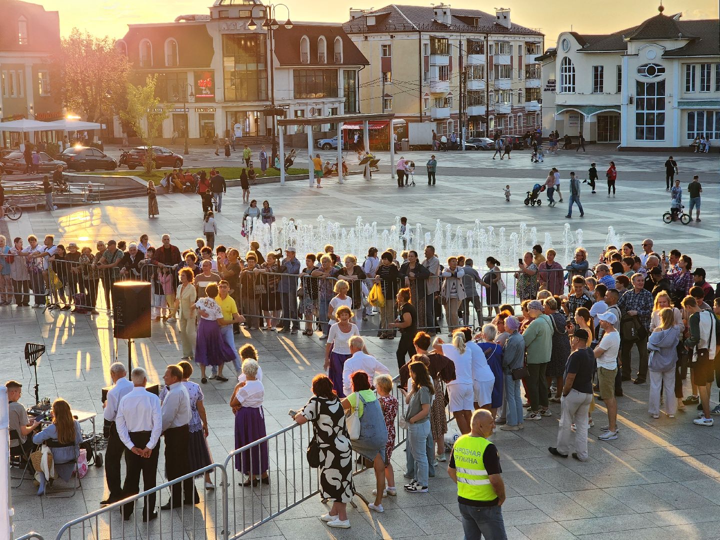 ногинск, общество, жители, праздник, активное долголетие, танцы, оркестр, богородский городской округ,