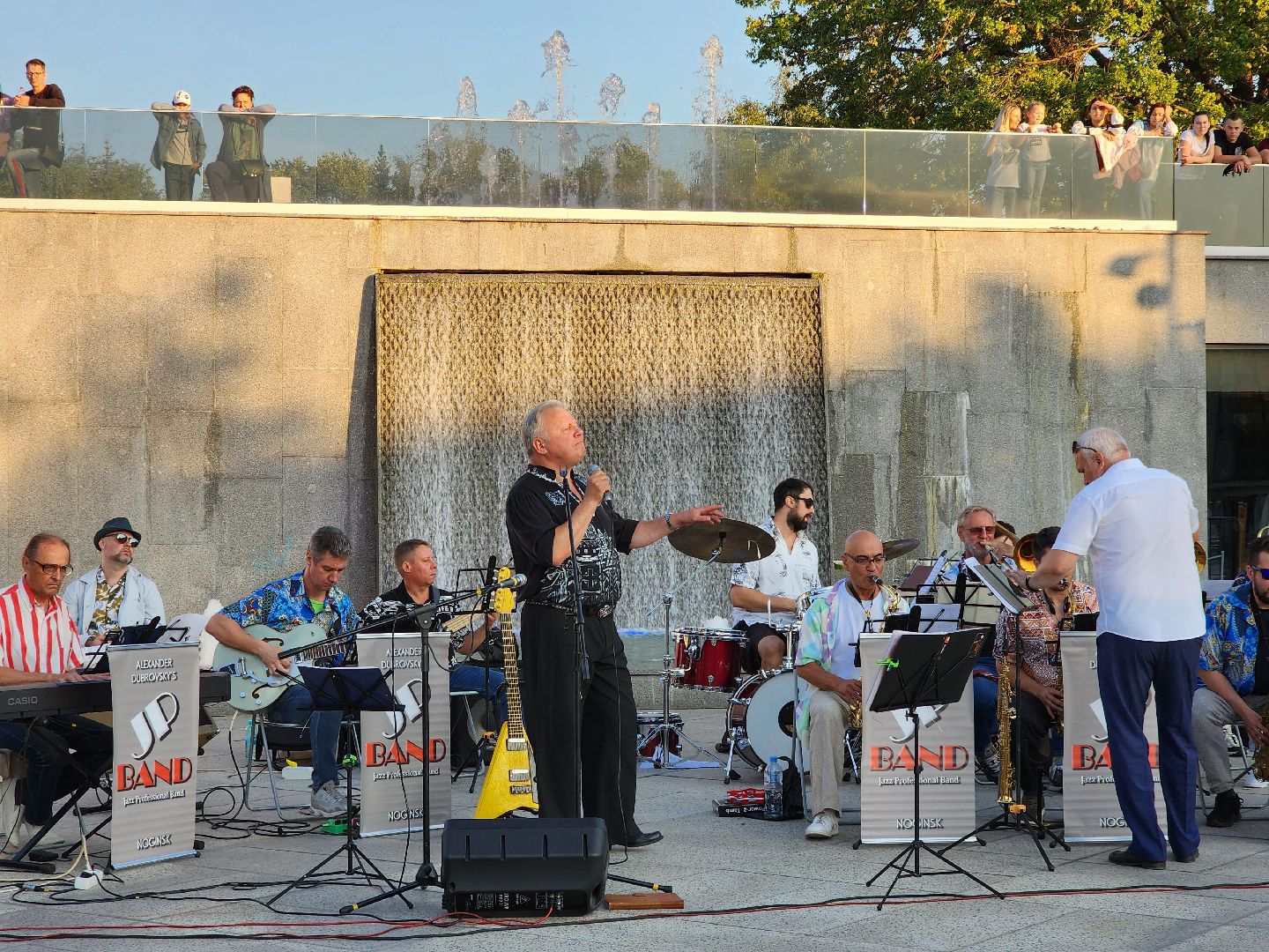ногинск, общество, жители, праздник, активное долголетие, танцы, оркестр, богородский городской округ,
