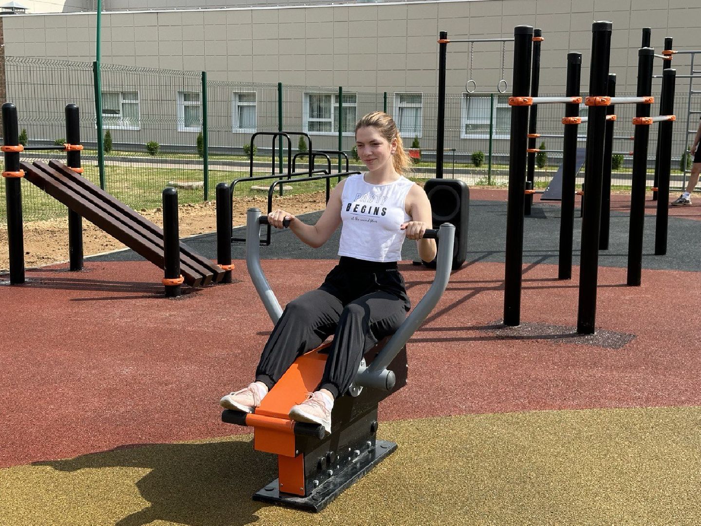 зато молодежный, спорт норма жизни, воркаут-площадка, фок молодежный,губернатор подмосковья,