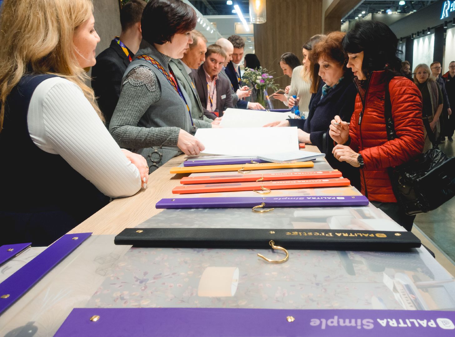 Обойная фабрика ПАЛИТРА, международная выставка, MosBuild, премия MosBuild Awards, Балашиха, обои, уникальные разработки, Top Velvet, Profiz, Flimania