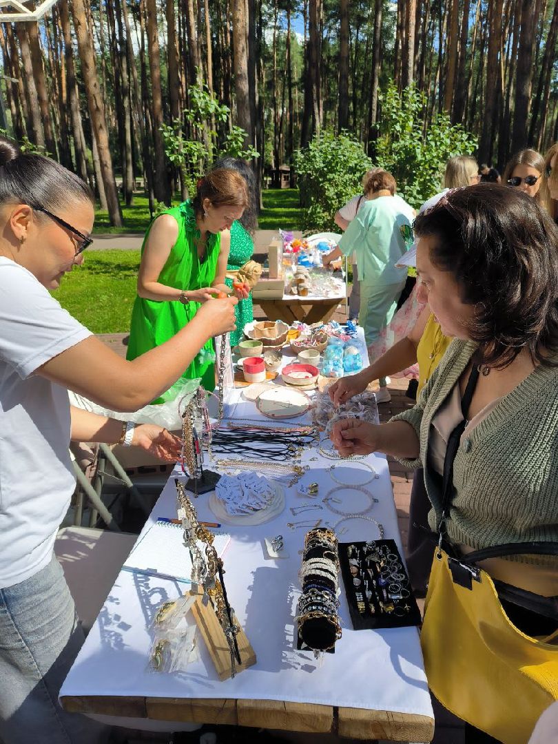 дети овз, малоподвижные дети, Подмосковье, Домодедово, социальная адаптация, Дети инвалиды, Качели, парк Елочки,