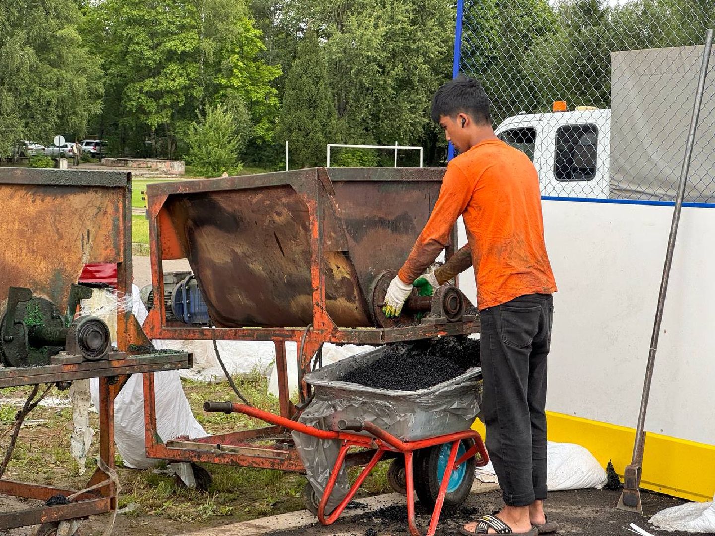 резиновое покрытие, жители, городской округ восход, универсальная площадка, дети, безопасность,