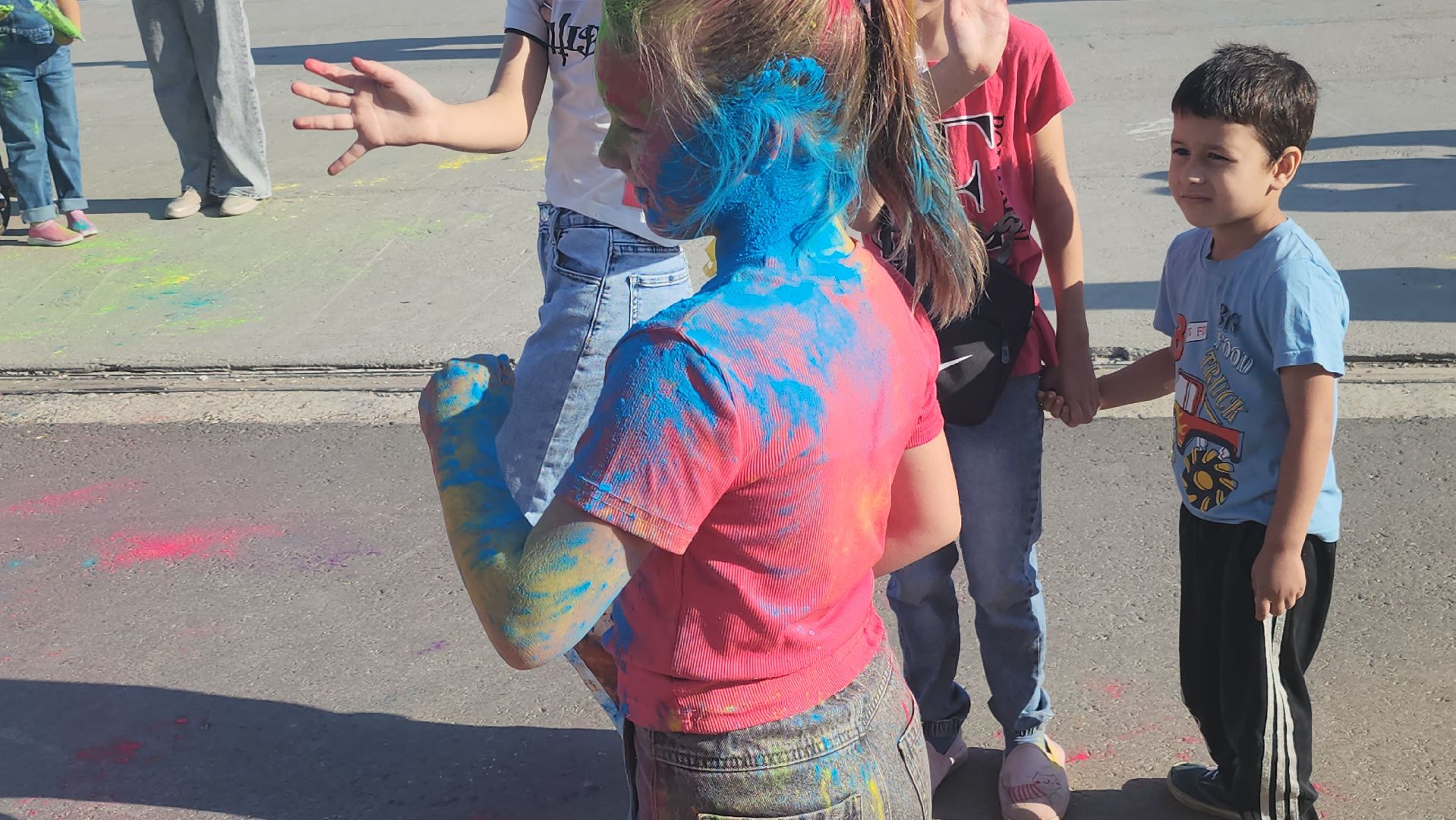 долгопрудный, центральный парк, пенное шоу, краски холи, дети,